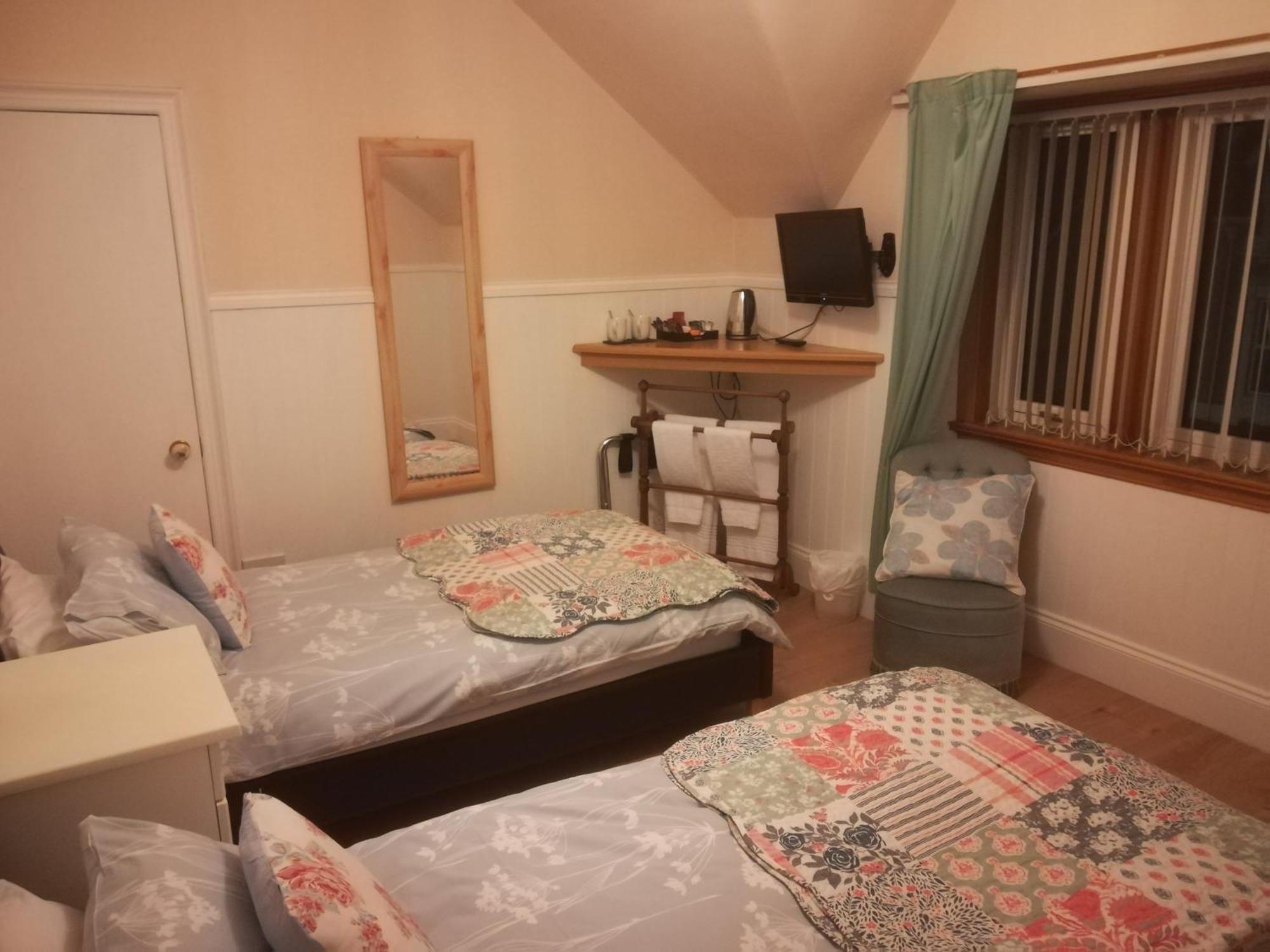 Atherstone Guest House Инвернесс Экстерьер фото